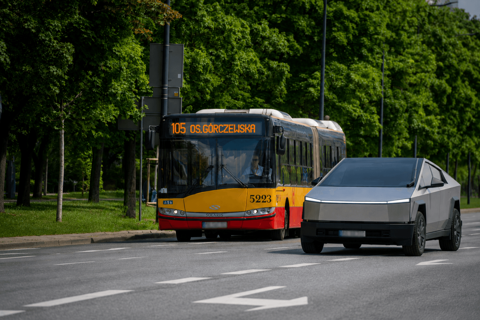 Tesla Cybertruck w Warszawie