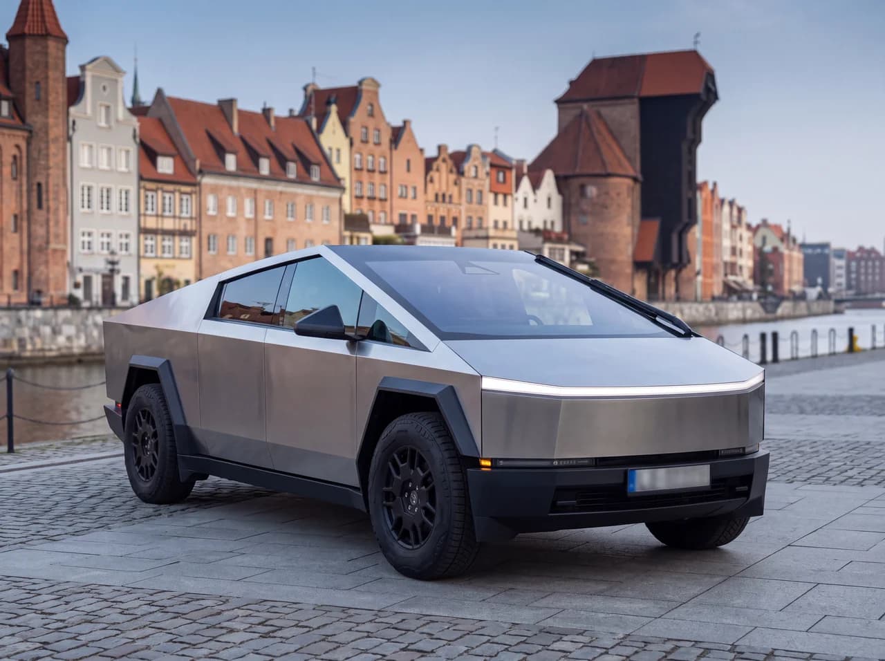 Tesla Model RWD